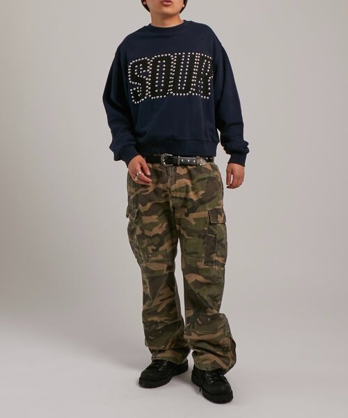Sourcream（サワークリーム）の「【UNISEX】Sourcream スタッズクルースウェット（スウェット・レディース・ホワイト/ブルー/ネイビー・SMALL/MEDIUM）」の11枚目の写真