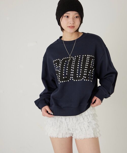 Sourcream（サワークリーム）の「【UNISEX】Sourcream スタッズクルースウェット（スウェット・レディース・ホワイト/ブルー/ネイビー・SMALL/MEDIUM）」の16枚目の写真