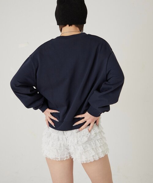 Sourcream（サワークリーム）の「【UNISEX】Sourcream スタッズクルースウェット（スウェット・レディース・ホワイト/ブルー/ネイビー・SMALL/MEDIUM）」の18枚目の写真