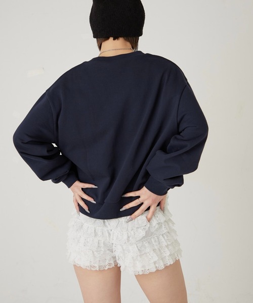 Sourcream（サワークリーム）の「【Sourcream】 SOURスタッズクルースウェット（スウェット・メンズ・ホワイト/ブルー/ネイビー・SMALL/MEDIUM）」の9枚目の写真