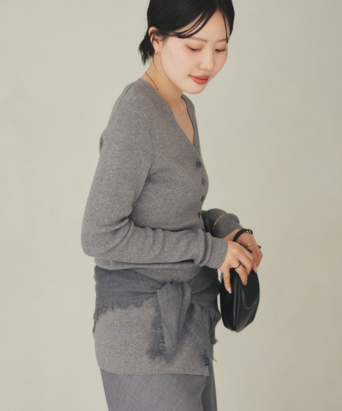 plage（プラージュ）の「《追加》floche rib カーディガン（カーディガン/ボレロ・レディース・チャコールグレー/アイボリー・FREE）」の6枚目の写真