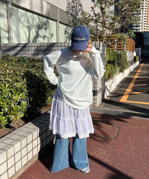 WC（ダブル シー）の「フリルラインリトルフラワーワッフルロンT（Tシャツ/カットソー・レディース・ピンク/サックスブルー・FREE）」の3枚目の写真