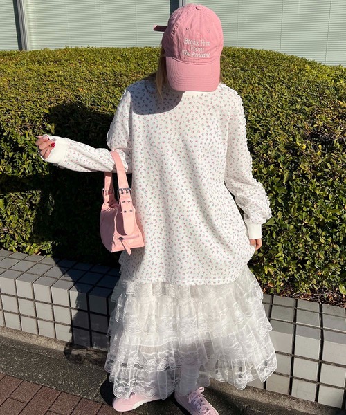 WC（ダブル シー）の「フリルラインリトルフラワーワッフルロンT（Tシャツ/カットソー・レディース・ピンク/サックスブルー・FREE）」の8枚目の写真