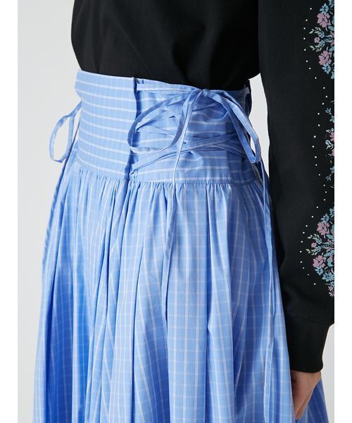 LILY BROWN(リリーブラウン)の「2wayボリュームシャツスカート(スカート・レディース・ブルー/レッド/ベージュ・0/1)」の9枚目の写真