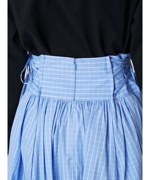 LILY BROWN(リリーブラウン)の「2wayボリュームシャツスカート(スカート・レディース・ブルー/レッド/ベージュ・0/1)」の10枚目の写真