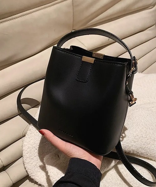 c.u.l（シーユーエル）の「2way バケツ型 合皮 フェイクレザー ショルダーバッグ cula1417（ショルダーバッグ・レディース・ブラウン系その他/ブラック/ダークブラウン/ブラウン・FREE）」の12枚目の写真