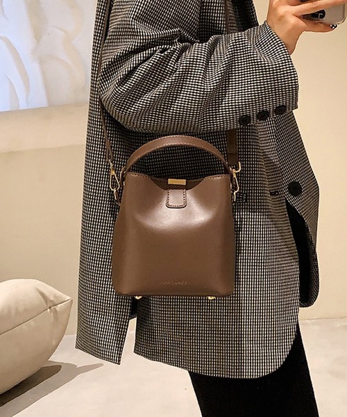 c.u.l（シーユーエル）の「2way バケツ型 合皮 フェイクレザー ショルダーバッグ cula1417（ショルダーバッグ・レディース・ブラウン系その他/ブラック/ダークブラウン/ブラウン・FREE）」の10枚目の写真