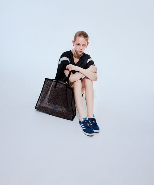 HELOYSE(エロイーズ)の「BEACH SQUARE TOTE(トートバッグ・レディース・グリーン/レオパード/ブラック/ベージュ・FREE)」の15枚目の写真