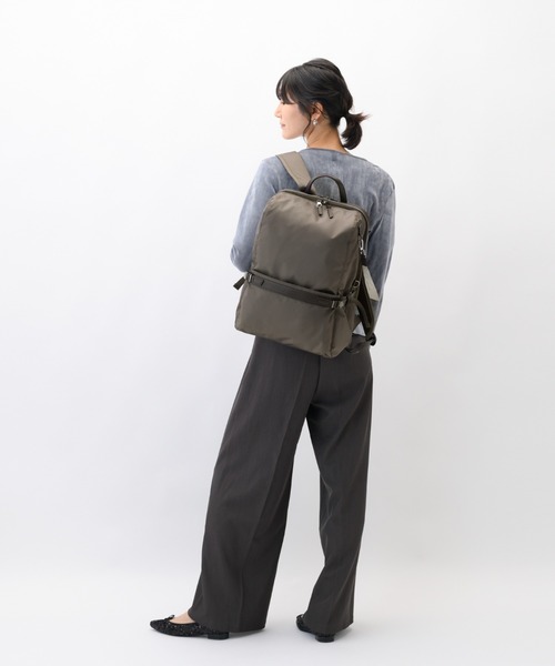 W&.Day/Night（ダブルアンド デイナイト）の「リュックサック リッカ スクエアリュック２ 21L B4サイズ 15.6インチPC ボトルホルダー 19153（バックパック/リュック・レディース・アッシュブラウン/ブラック/スモークピンク・FREE）」の10枚目の写真