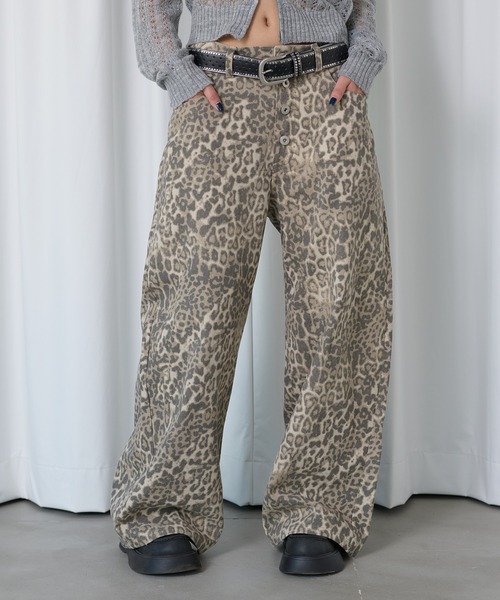 sedacle girl(セダクルガール)の「ボタンフライレオパードパンツ(その他パンツ・レディース・ベージュ・SMALL/MEDIUM)」の3枚目の写真