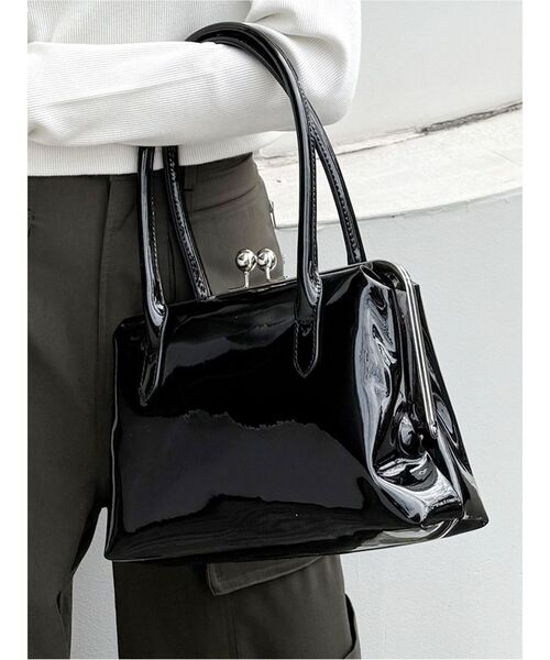 MURUA（ムルーア）の「フレームスクエアバッグ（ショルダーバッグ・レディース・ブラック/ブラウン・FREE）」の2枚目の写真