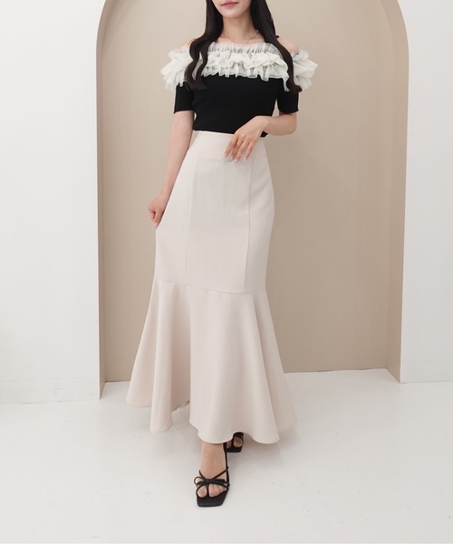SOELA(ソエラ)の「チュールオフショルダブルフリル半袖ニット(ニット/セーター・レディース・アイボリー/グレー系6/ブラック系その他2・FREE)」の12枚目の写真