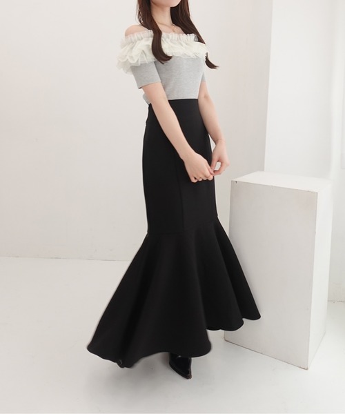 SOELA(ソエラ)の「チュールオフショルダブルフリル半袖ニット(ニット/セーター・レディース・アイボリー/グレー系6/ブラック系その他2・FREE)」の16枚目の写真