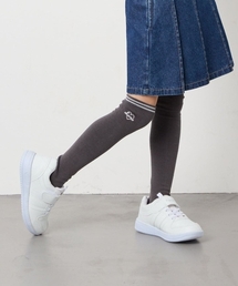 a.v.v（アーヴェヴェ）の「[KIDS]ラインニーハイ（ソックス/靴下）」