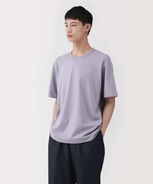 MUJI Labo(ムジラボ)の「〔MUJI Labo〕紳士 昔ながらの製法で編み立てた天竺クルーネック半袖Tシャツ(Tシャツ/カットソー・メンズ・サンドベージュ/ホワイト/ブラック/パープル系/ブルー・S/M/L/XL)」の5枚目の写真