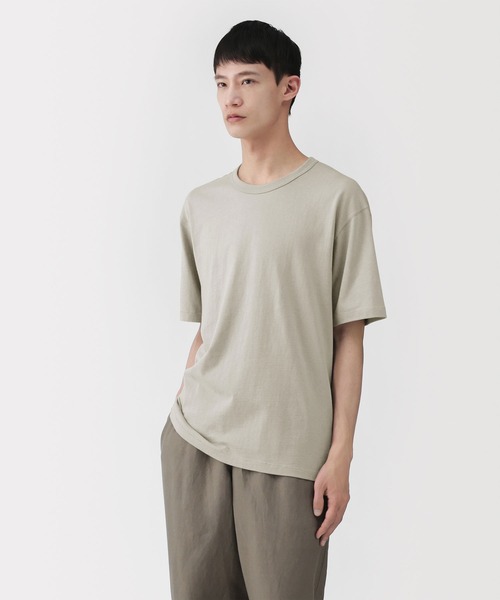 MUJI Labo(ムジラボ)の「〔MUJI Labo〕紳士 昔ながらの製法で編み立てた天竺クルーネック半袖Tシャツ(Tシャツ/カットソー・メンズ・サンドベージュ/ホワイト/ブラック/パープル系/ブルー・S/M/L/XL)」の3枚目の写真