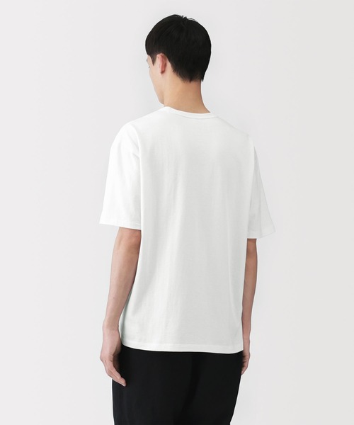 MUJI Labo(ムジラボ)の「〔MUJI Labo〕紳士 昔ながらの製法で編み立てた天竺クルーネック半袖Tシャツ(Tシャツ/カットソー・メンズ・サンドベージュ/ホワイト/ブラック/パープル系/ブルー・S/M/L/XL)」の8枚目の写真
