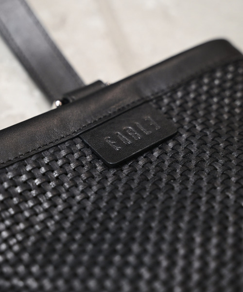 EARLE(アール)の「EARLE アール / Shoe sole shoe bag シューソールキップレザーハンドバッグ / ER6513(ハンドバッグ・レディース・ブラック・FREE)」の2枚目の写真