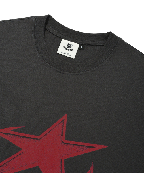 DYSFUNCT(ディスファンクト)の「STARLIGHT T-SHIRT(CHARCOAL)(Tシャツ/カットソー・メンズ・その他・SMALL/MEDIUM/LARGE)」の3枚目の写真