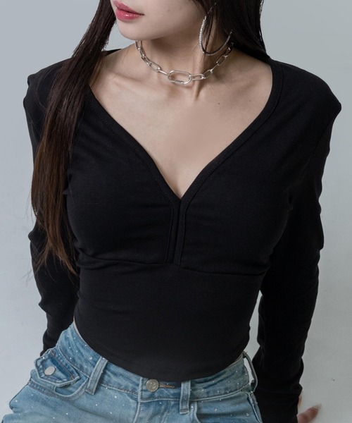 ANAP（アナップ）の「VネックぴたっとロングTシャツ（Tシャツ/カットソー・レディース・ホワイト/ブラック・F）」の2枚目の写真