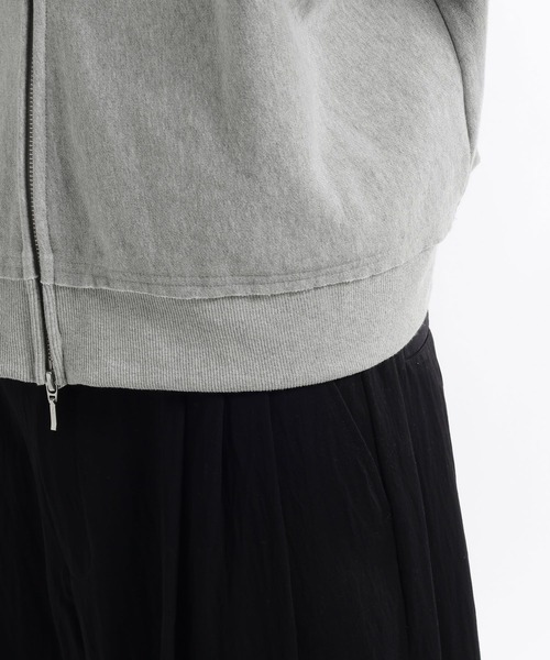 HARE（ハレ）の「2WAYピグメントZIPスウェット(HARE)（スウェット・メンズ・パープル/ライトグレー/チャコールグレー・FREE）」の15枚目の写真