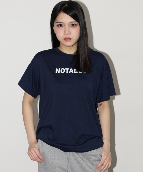 FUNALIVE(ファンアライブ)の「バックロゴオーバーサイズTチュニック 半袖(Tシャツ/カットソー・レディース・ブラック/ネイビー/モカ・L)」の4枚目の写真