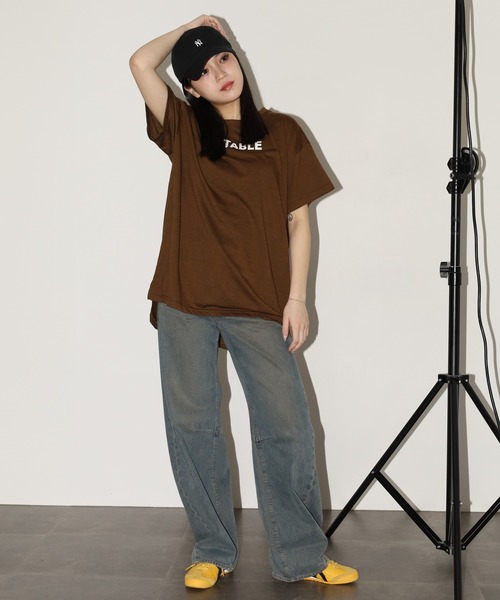 FUNALIVE(ファンアライブ)の「バックロゴオーバーサイズTチュニック 半袖(Tシャツ/カットソー・レディース・ブラック/ネイビー/モカ・L)」の21枚目の写真
