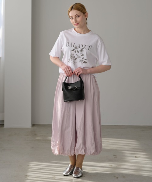 Mia (ミア)の「ボタニカルTシャツ(Tシャツ/カットソー・レディース・ホワイト/チャコールグレー・FREE)」の11枚目の写真