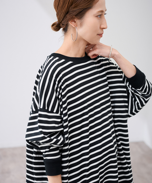 FRAMeWORK(フレームワーク)の「≪WEB限定 / 追加≫ONIT 別注OVERSIZE BORDER LS(Tシャツ/カットソー・レディース・ベージュ/ブラック・FREE)」の13枚目の写真