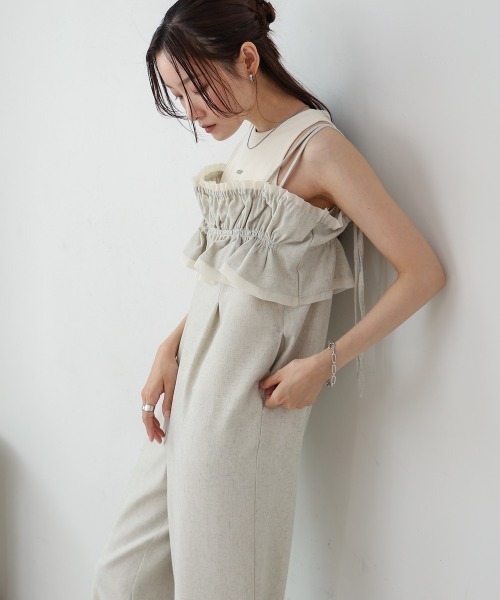 Bab(バブ)の「【S・Mサイズ展開】ギャザーオールインワン(つなぎ/オールインワン・レディース・ブルー/ベージュ/ブラック・MEDIUM/SMALL)」の5枚目の写真