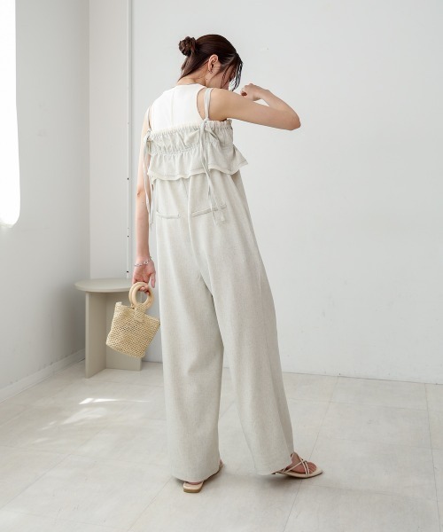Bab(バブ)の「【S・Mサイズ展開】ギャザーオールインワン(つなぎ/オールインワン・レディース・ブルー/ベージュ/ブラック・MEDIUM/SMALL)」の15枚目の写真