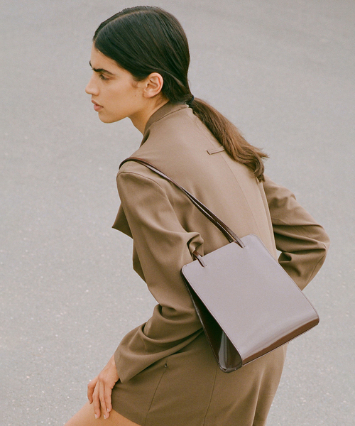 EDIT. FOR LULU（エディットフォールル）の「【FANE/ファン】LISSE BAG（クラッチバッグ・レディース・ブラウン・FREE）」の18枚目の写真