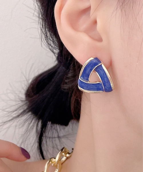 yu-ka(ユーカ)の「YU-KA:カラートライアングルイヤリング Color Triangle Earrings(イヤリング・レディース・ブルー/レッド/ホワイト・FREE)」の2枚目の写真