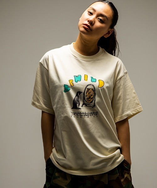 430（フォーサーティ）の「mt10449- AF BE WILD S-S TEE Tシャツ(26-133)（Tシャツ/カットソー・メンズ・ブラック系その他/サックスブルー/ブラック/バーガンディー/ホワイト/ベージュ/ネイビー・3/2/1/0）」の4枚目の写真