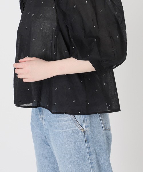 IENA LA BOUCLE（イエナラブークル）の「《追加》IENA LA BOUCLE コットンオーガンザエンブロイダリーパフィーブラウス（シャツ/ブラウス・レディース・ブラック・FREE）」の5枚目の写真