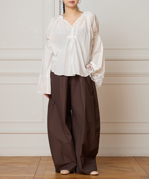 IENA LA BOUCLE(イエナラブークル)の「《接触冷感/撥水》IENA LA BOUCLE タッサーパラシュートバルーンスラックス(スラックス・レディース・ブラウン/グレー・38/36)」の19枚目の写真