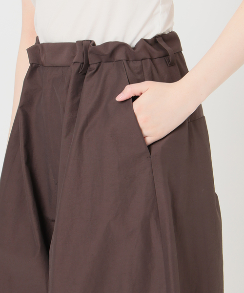 IENA LA BOUCLE(イエナラブークル)の「《接触冷感/撥水》IENA LA BOUCLE タッサーパラシュートバルーンスラックス(スラックス・レディース・ブラウン/グレー・38/36)」の9枚目の写真
