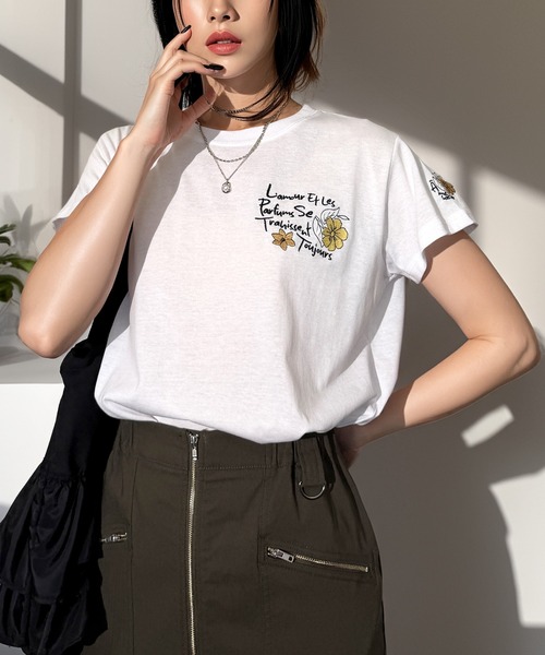 Candlestick（キャンドルスティック）の「フラワーロゴ刺繍 コンパクトTシャツ（Tシャツ/カットソー・レディース・ブラック系1/ホワイト/ブラック系/ブラック・FREE）」の11枚目の写真