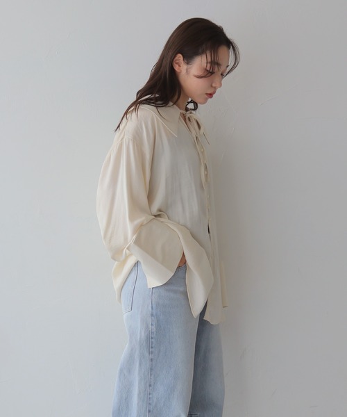 cheriella（シェリエラ）の「【cheriella】シアービッグカラーリボンブラウス　SHEER BIG-COLLAR RIBBON BLOUSE（シャツ/ブラウス・レディース・ブルー/オフホワイト/ブラック/ベージュ・FREE）」の15枚目の写真