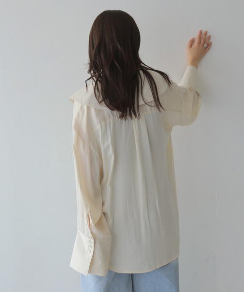 cheriella（シェリエラ）の「【cheriella】シアービッグカラーリボンブラウス　SHEER BIG-COLLAR RIBBON BLOUSE（シャツ/ブラウス・レディース・ブルー/オフホワイト/ブラック/ベージュ・FREE）」の8枚目の写真