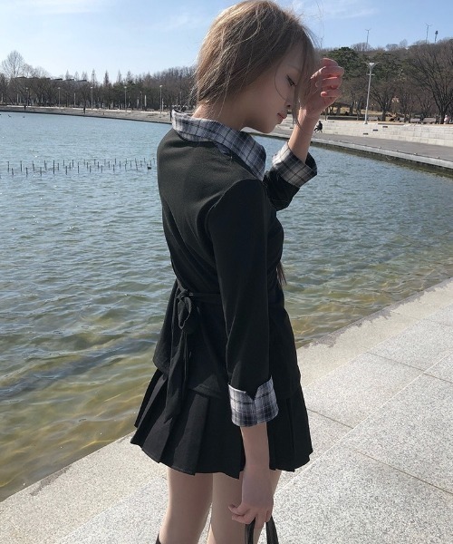 anyonemore(エニワンモア)の「ラップ風ダブルボタンテニスミニスカート(スカート・レディース・ブラック・MEDIUM/SMALL)」の18枚目の写真