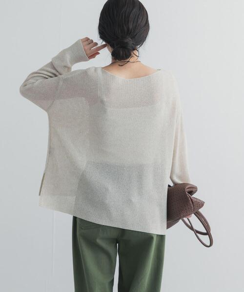 URBAN RESEARCH DOORS（アーバンリサーチドアーズ）の「ラメシアーリラックスニット（ニット/セーター・レディース・ナチュラル/ライトブルー・FREE）」の3枚目の写真