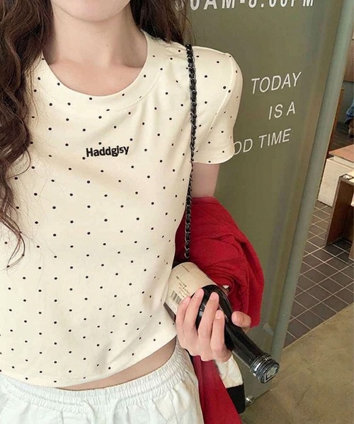 SpRay(スプレイ)の「ドットロゴ刺繍ショートスリーブトップス(Tシャツ/カットソー・レディース・ホワイト/ブラック/グレー/アイボリー・FREE)」の2枚目の写真