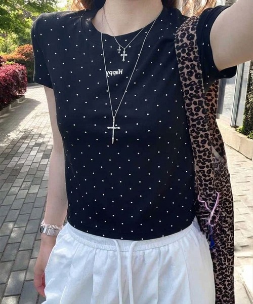 SpRay(スプレイ)の「ドットロゴ刺繍ショートスリーブトップス(Tシャツ/カットソー・レディース・ホワイト/ブラック/グレー/アイボリー・FREE)」の3枚目の写真