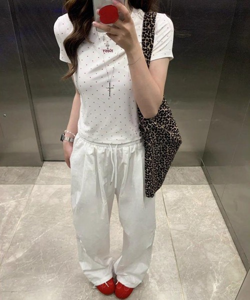 SpRay(スプレイ)の「ドットロゴ刺繍ショートスリーブトップス(Tシャツ/カットソー・レディース・ホワイト/ブラック/グレー/アイボリー・FREE)」の15枚目の写真