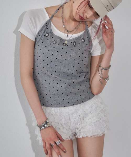 WHO'S WHO gallery(フーズフーギャラリー)の「ハトメホルターレイヤード半袖トップス(ドット/無地)(Tシャツ/カットソー・レディース・ブラック/ブラック系その他/グレー/ピンク/ネイビー/サックスブルー/グレー系その他・FREE)」の4枚目の写真