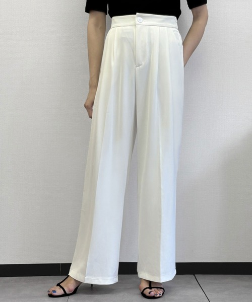 LOWO(ロワ)の「【M~3Lサイズ展開】タック入りセンタープレスワイドスラックスパンツ(スラックス・レディース・グレー/ブラック/オフホワイト/カーキ・L/3L/2L/M)」の5枚目の写真