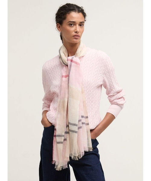 Barbour（バブアー）の「Abigailスカーフ（レディース）（ストール/ショール・レディース・ネイビー/ピンク・ONE SIZE）」の3枚目の写真