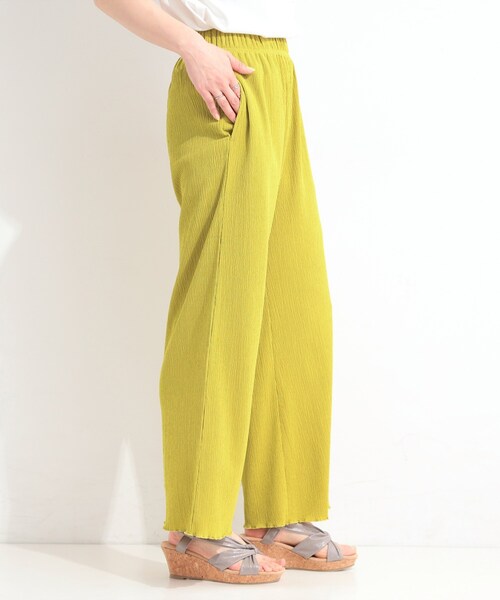 SHOO・LA・RUE(シューラルー)の「【洗濯機可/S-LL】すっきり見え さらさら 楊柳イージーワイドパンツ(その他パンツ・レディース・ブラック/ブラウン系その他/イエロー・02/01/04/03)」の17枚目の写真