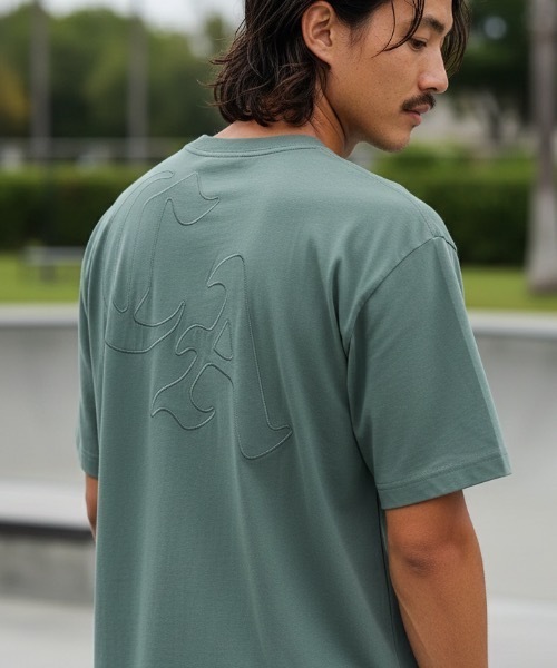 RVCA(ルーカ)の「RVCA メンズ OE HALF Tシャツ 【2026年夏モデル】(Tシャツ/カットソー・メンズ・ブラック/ホワイト/ブラック系その他2/ブルー系その他・MEDIUM/LARGE/X-LARGE/SMALL)」の4枚目の写真